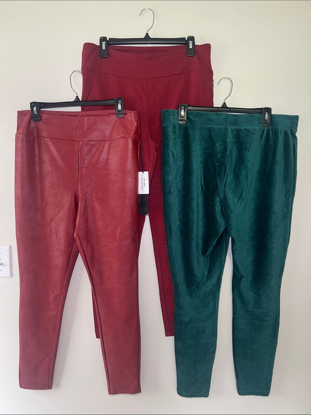 Bundle of 3 LuLaRoe Leggings NWT - Picture 1 of 5